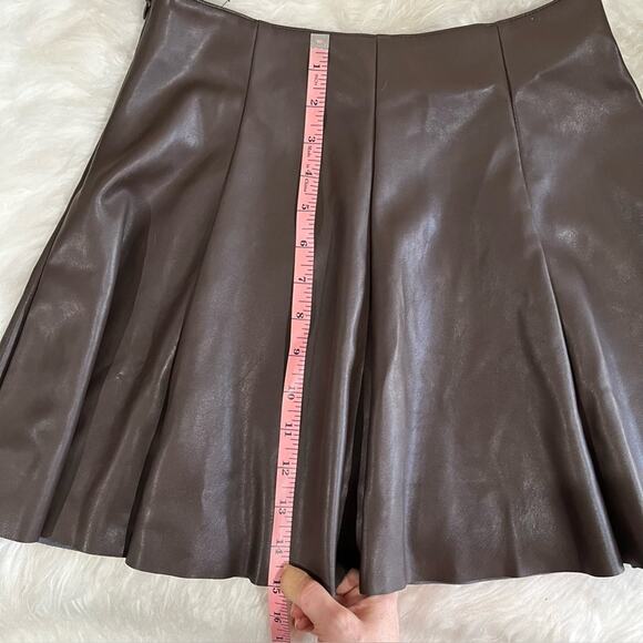 NEW Saks 5th Ave 5|48 Luxe Vegan Leather Flounce Mini Skater Circle Skirt M NWT - Picture 13 of 14